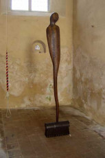 Spirit of the Broom oak, steel, oil paint 252x51x25 cms