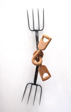 Forknot IX 2007 oak, steel