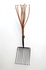 Fork of the Medusa III, oak, found object