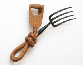 Forknot VI, oak, steel 45x55x20